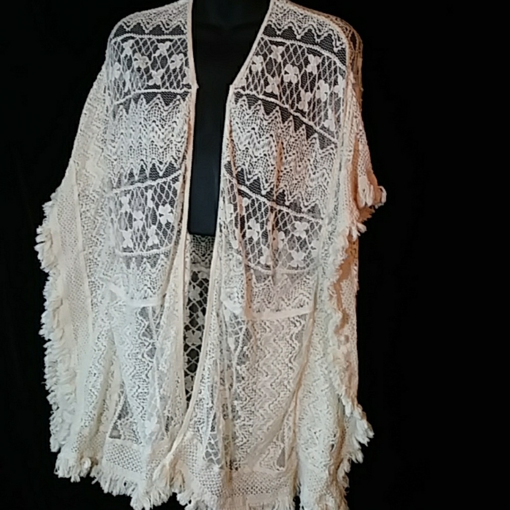 Curations Caravan white cardigan cover-up-sz L